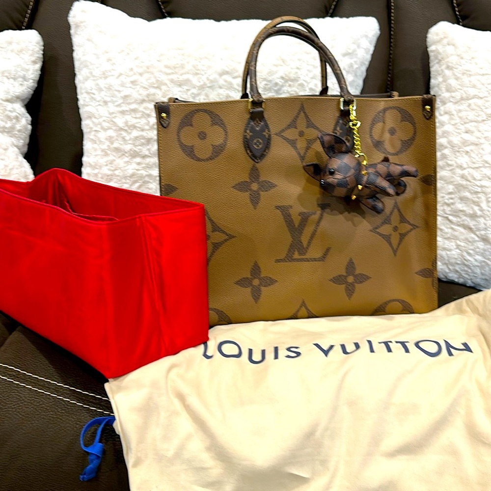 🔥LOUIS VUITTON ON-THE-GO REVERSE GM🔥✨NWOT 🤌🏽PRISTINE CONDITION✨CARRIED ONCE❣️